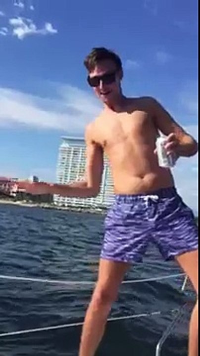 Epic fall overboard #fail