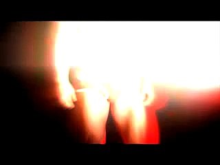 La danse des slips fluos