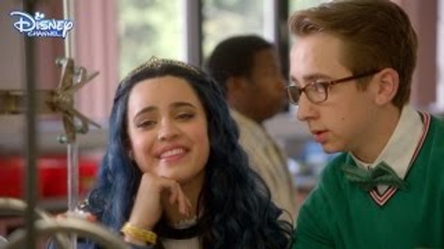 Disney Descendants - Evie Knows Best - Official Disney Channel UK HD