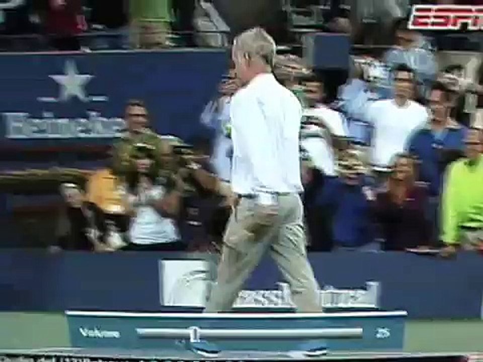 John McEnroe affronte Novak Djokovic