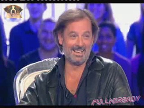 Stéphane Guillon : Ca ne va pas, il y a 2 noirs et 1 arabe !