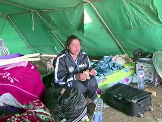 Libye: Kadhafi inflexible, l'opposition veut un gouvernement de transition