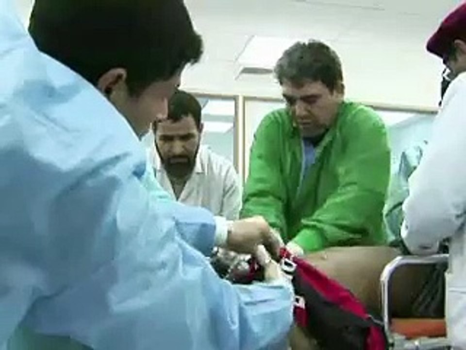 Le régime libyen contre-attaque,