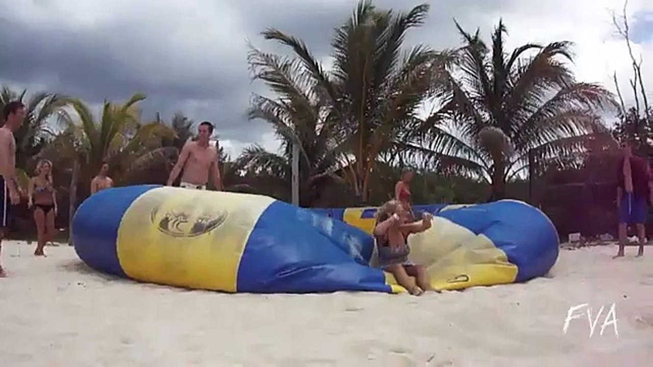 Farce à la plage