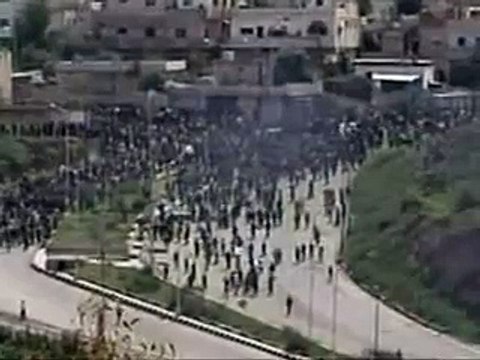 Syrie: Funérailles à Deraa et risques de nouvelles violences