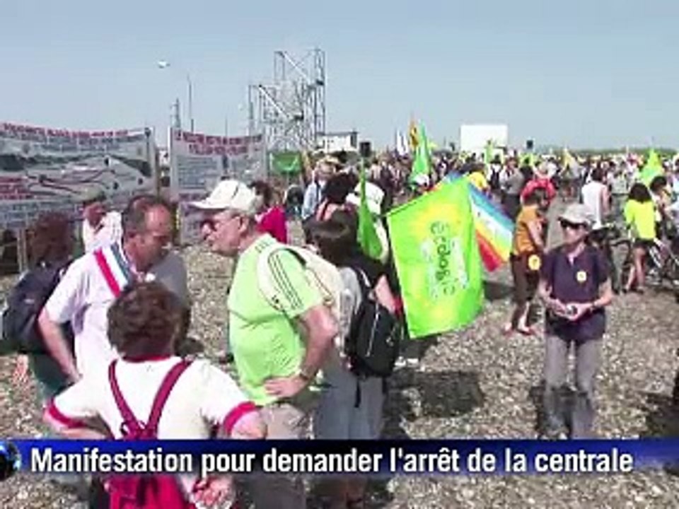 Nucléaire: pique-nique au bord du Rhin pour l'arrêt de la centrale de Fessenheim