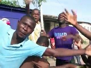 Gbagbo arrêté après une offensive généralisée sur sa résidence à Abidjan