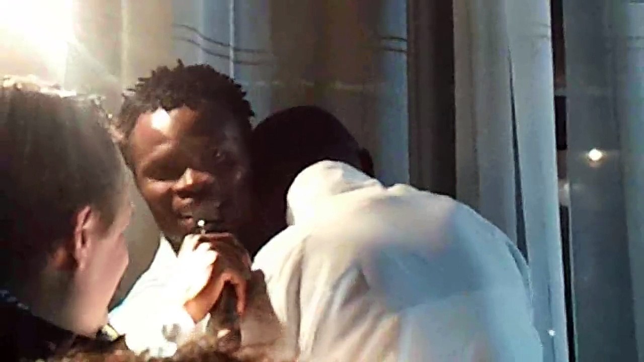 Le buteur de l'OM Taye Taiwo insulte le PSG en chanson