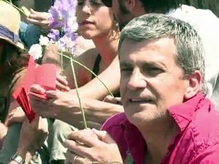 Nouveau rassemblement à Paris en solidarité avec les "indignés" espagnols