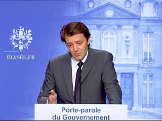 Accusations de pédophilie de Luc Ferry: ouverture d'une enquête préliminaire