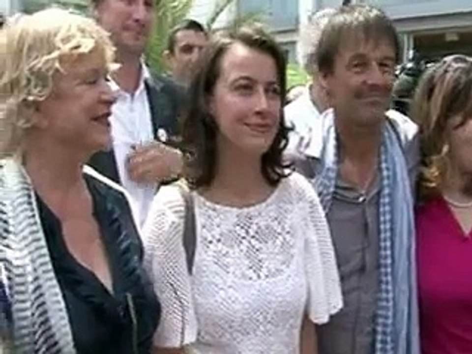 Europe Ecologie-Les Verts: Duflot plébiscitée, Hulot joue les trouble-fête