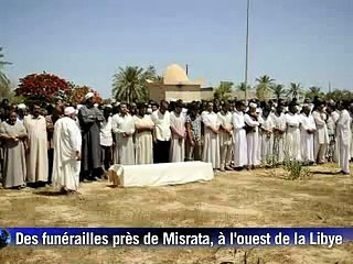 Libye : parachutage d'armes aux rebelles, 100 millions de dollars d'aide