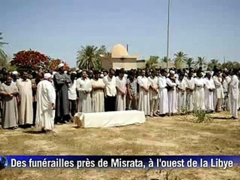 Libye : parachutage d'armes aux rebelles, 100 millions de dollars d'aide