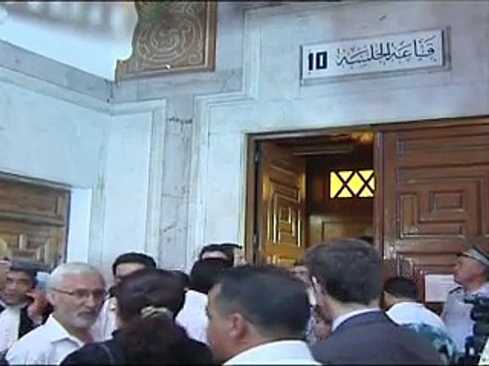 Tunisie: l'ex-président Ben Ali et son épouse condamnés à 35 ans de prison