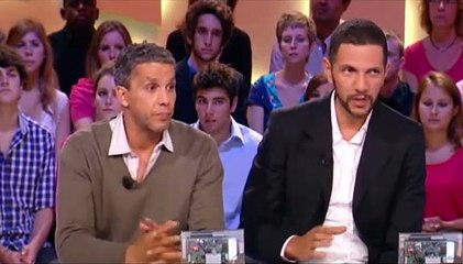 Incident en direct sur le plateau du Grand Journal
