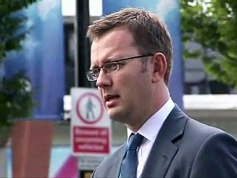 Scandale des écoutes: le baron de la presse Rupert Murdoch attendu à Londres