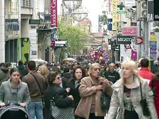 Zone euro: Paris et Berlin cherchent un accord avant un sommet crucial