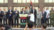 Libye: Kadhafi se manifeste, le 