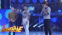 It's Showtime: Pastillas Girl's admirers play a game