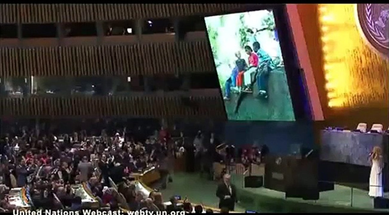 Shakira - Imagine (Asamblea General de las Naciones Unidas)