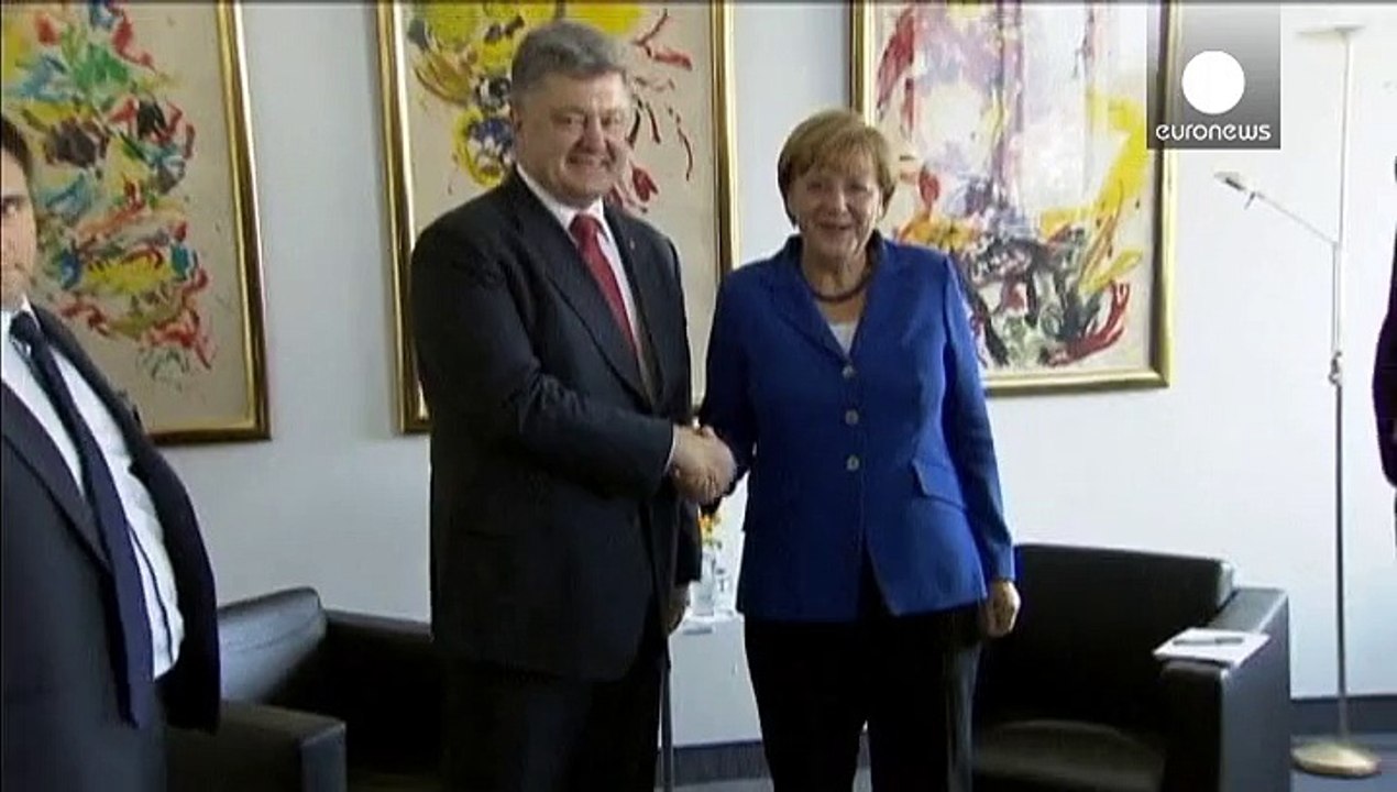 Poroschenko: "jeder kriegstag kostet uns 5 millionen dollar"