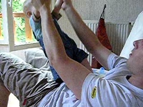 Swan à 9 mois. presque debout