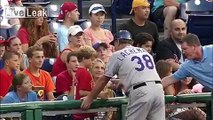 Coach gives a young fan awesome life advice