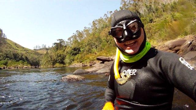Mergulho, apneia, aguas rasas e cachoeiras da Serra do Mar, São Pulo, Brasil, 2015