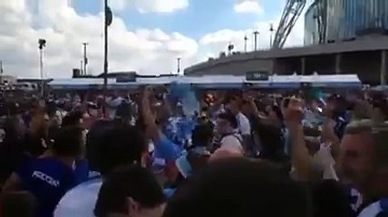Les supporters argentins enflamment Wembley