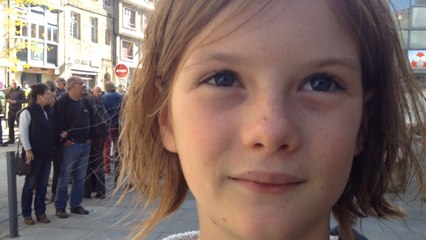 Louise, 12 ans, à la manif de Lannion