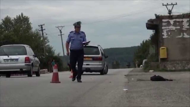 Elbasan, vetura përplas këmbësorin humb jetën në spital 70 vjeçari