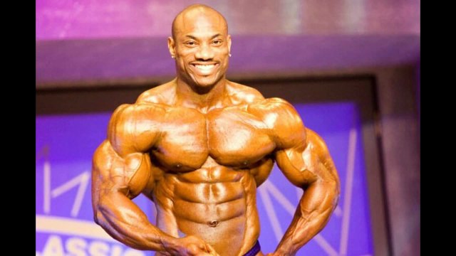 А нужно ли качать пресс (dexter jackson)