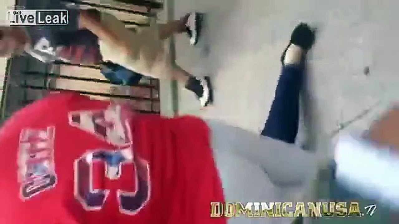 Girl Beats Up Woman 100 lbs Heavier Than Her