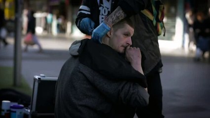 hnt barber on street