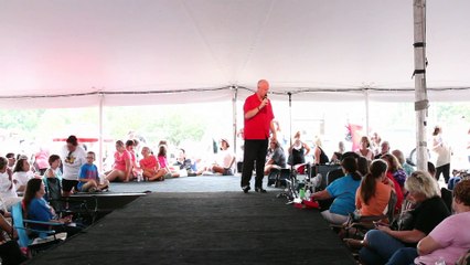 Chris Drummond sings 'Edge of Reality' Elvis Week 2015