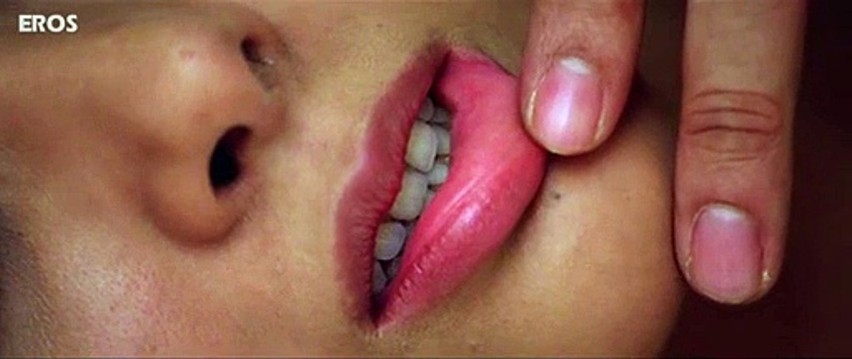 Famous celebrity caught making out......