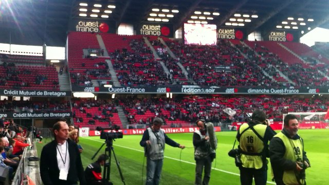 26/09/15 : SRFC-ESTAC : avant-match (Social Room FC)