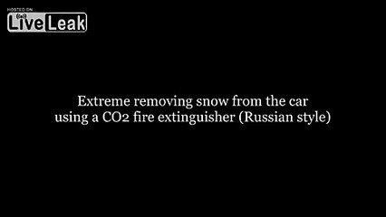 Crazy russians clean cars from snow