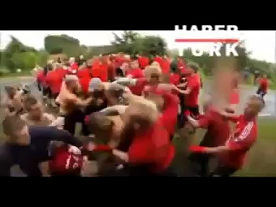 sveçli holiganlardan ok hareket