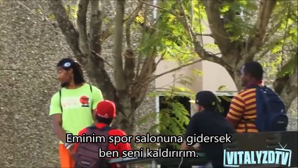 Vitaly'nin Arlk Kaldryor Musun akas - Türkçe Altyazl