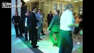 Medvedev dance round the world