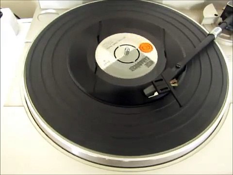 Neşe Karaböcek Sevme beni artık Orjinal Plak kaydı