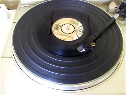 Neşe Karaböcek Unutulmaz bu acı Dertli dertli çal Kemancı Plak kaydı