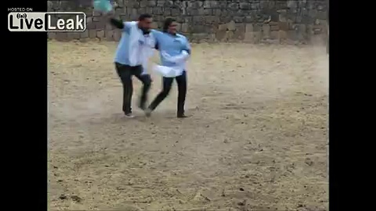 Bull has no mercy on loving couple ...