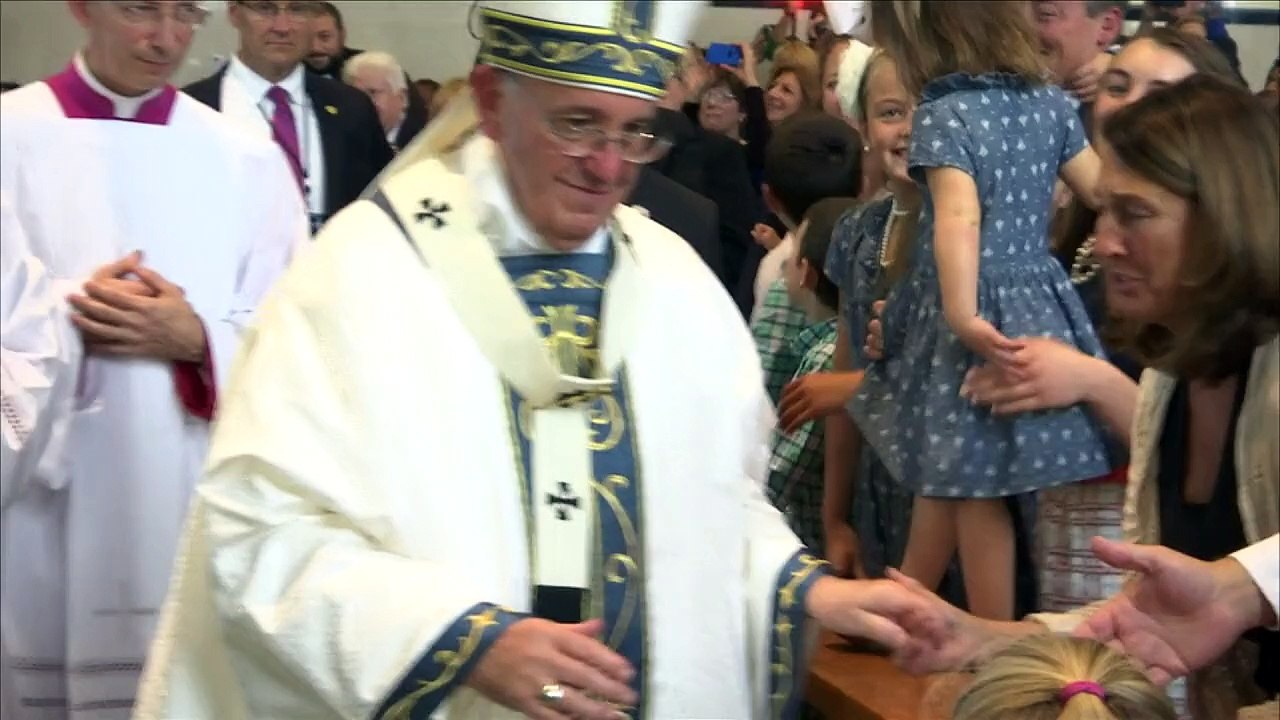 Papa pide mayor implicación de laicos