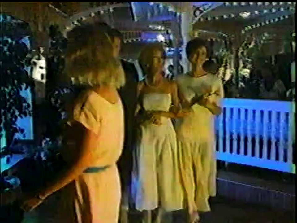 Late Night with David Letterman 12 20 1984 Michael Keaton, George Wallace & Gloria Parker part 1 of 2