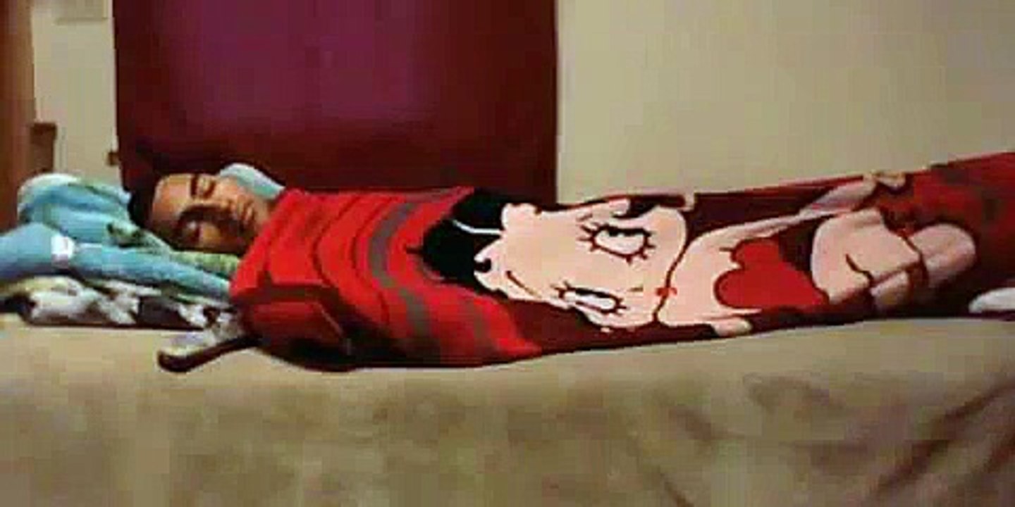 des vidéos drôles de personnes tombant 2012