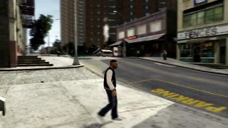 GTA IV - Luis walking down the street