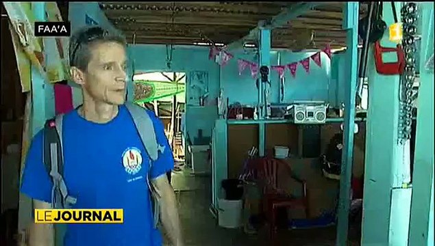 Constructions sauvages en bord de mer