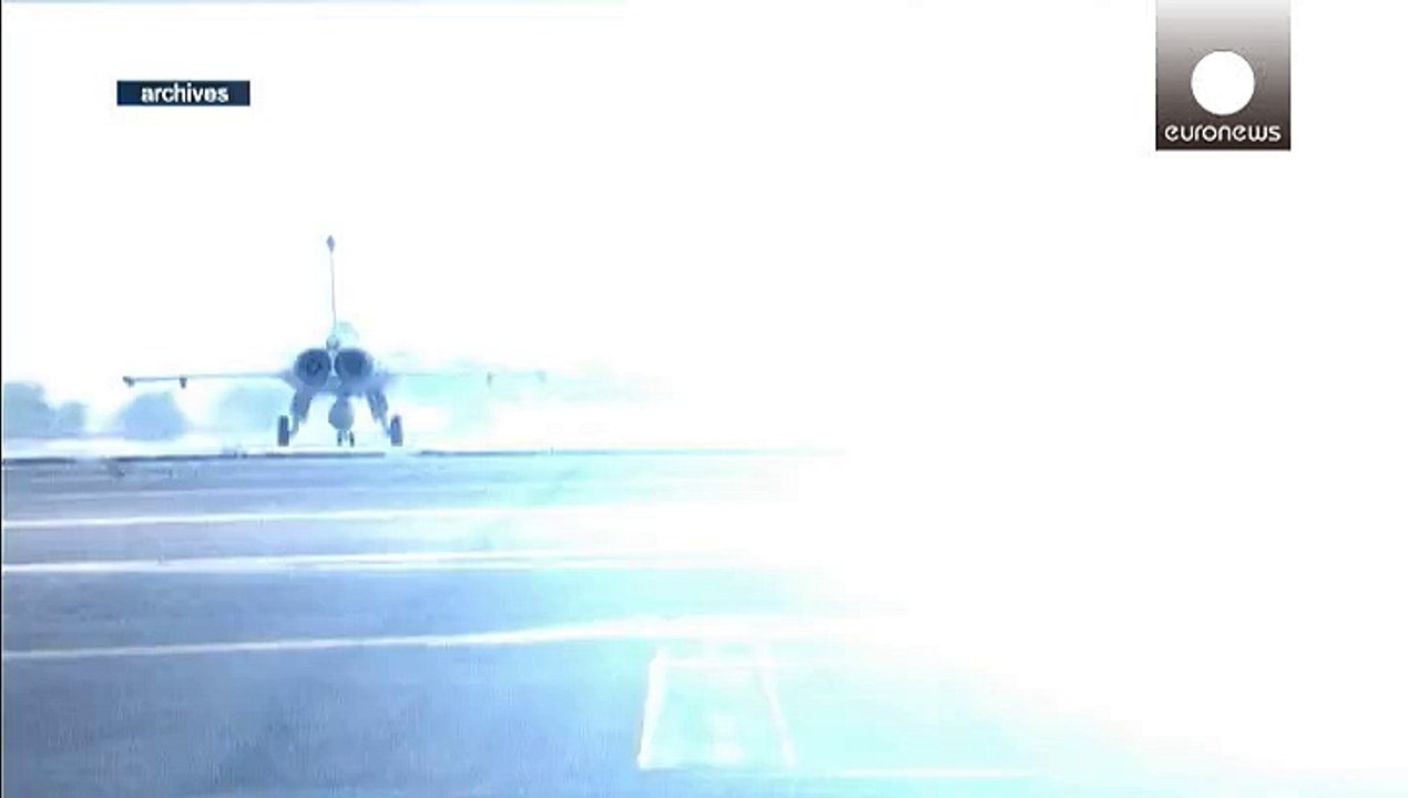 Frankreich hat erste Luftangriffe gegen die Miliz "Islamischer Staat" in Syrien geflogen